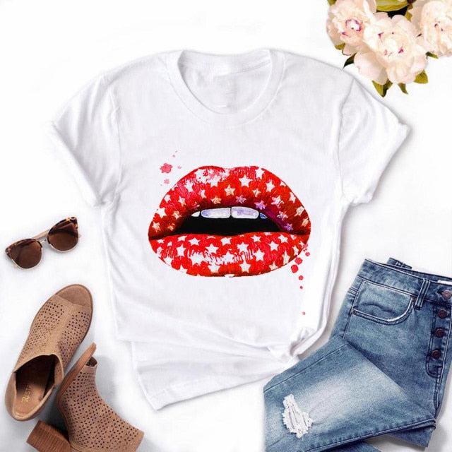 T-shirt femme manches courtes avec le dessin des lèvres