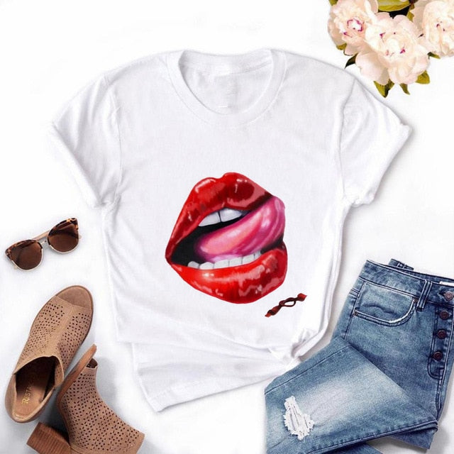 T-shirt femme manches courtes avec le dessin des lèvres