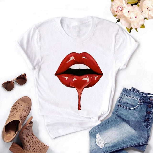 T-shirt femme manches courtes avec le dessin des lèvres