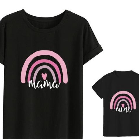 T-shirt avec arc-en-ciel set mère-fille